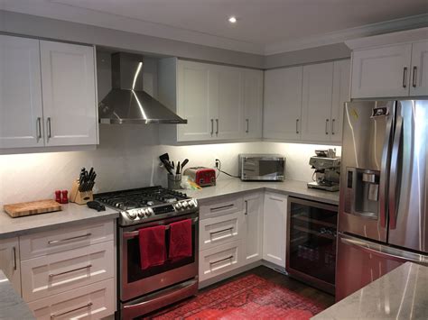 white kitchen cabinets stainless steel|white appliances for cabinets.